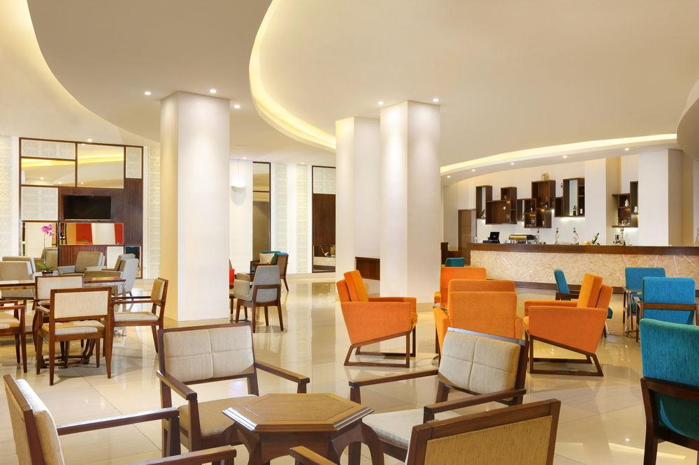 Four Points By Sheraton Макасар Экстерьер фото