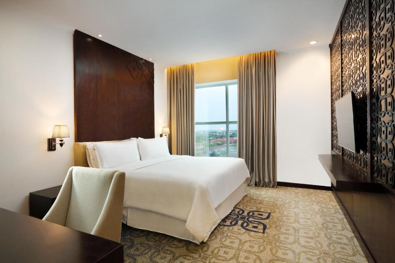 Four Points By Sheraton Макасар Экстерьер фото