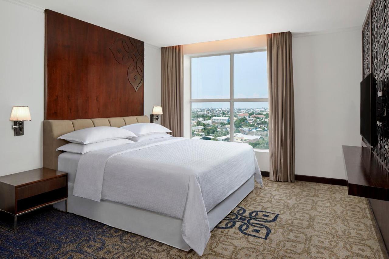 Four Points By Sheraton Макасар Экстерьер фото