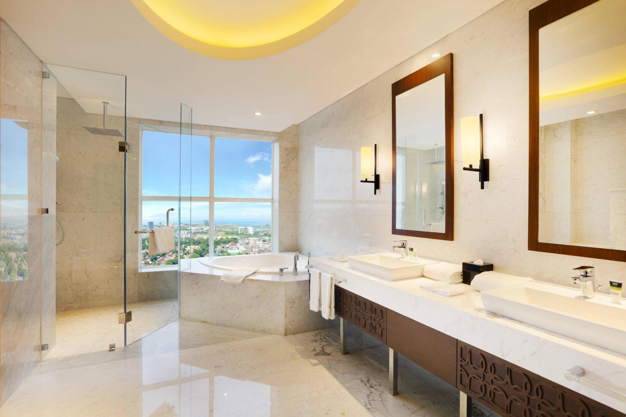 Four Points By Sheraton Макасар Экстерьер фото
