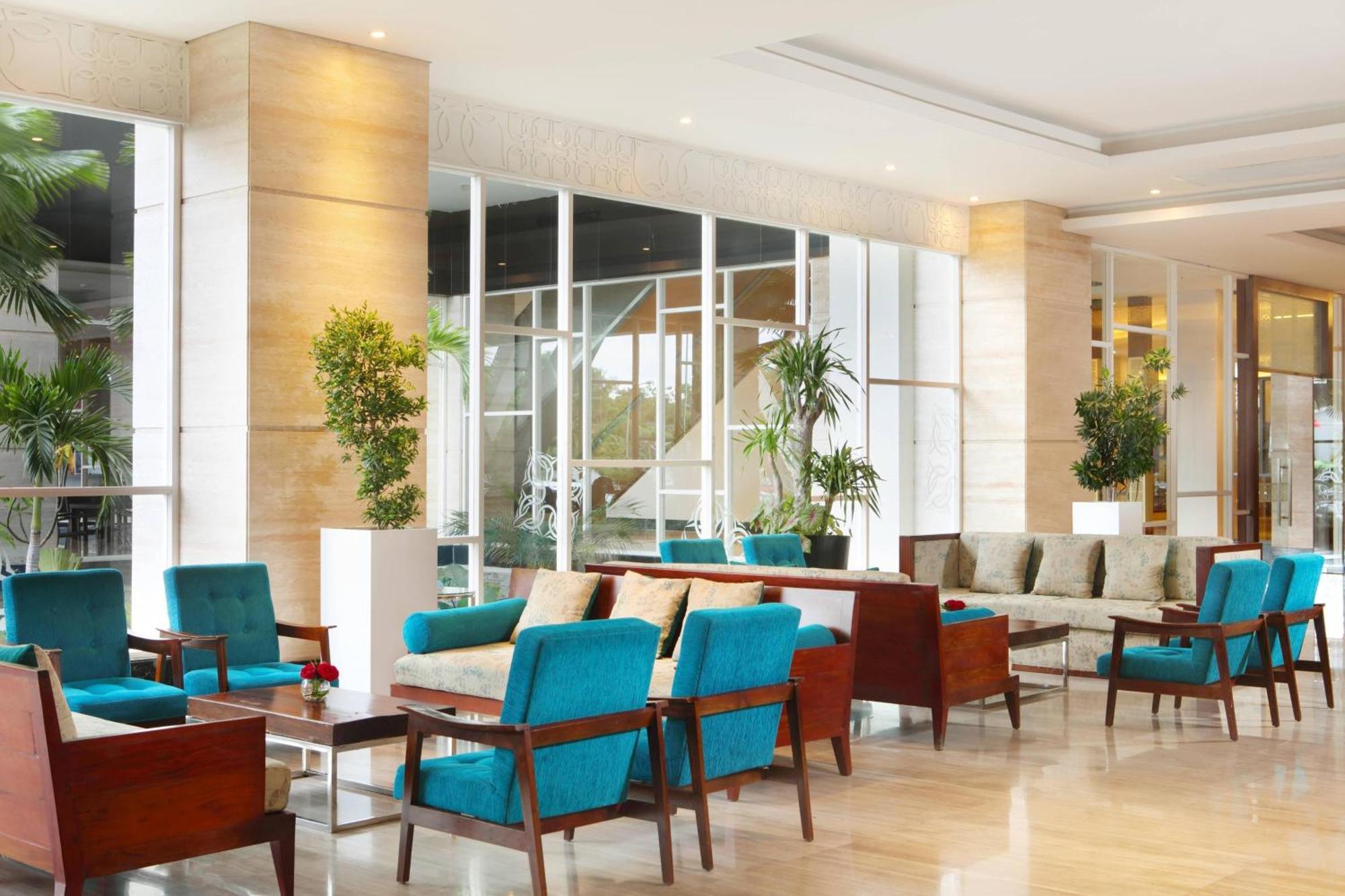 Four Points By Sheraton Макасар Экстерьер фото