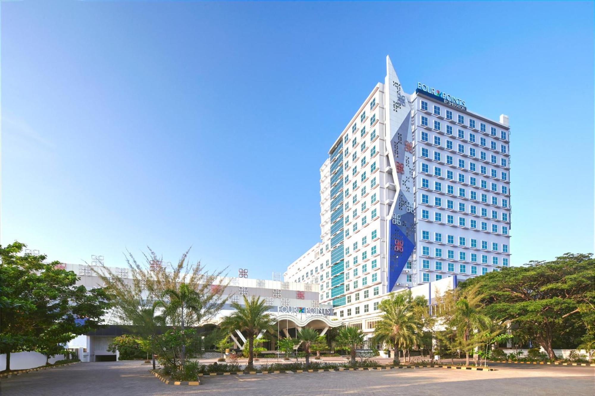 Four Points By Sheraton Макасар Экстерьер фото